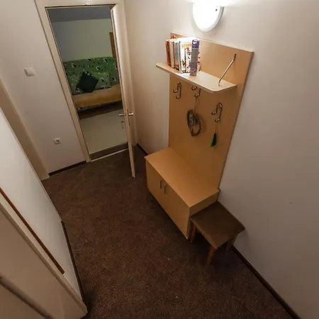 בית הארחה Ticar