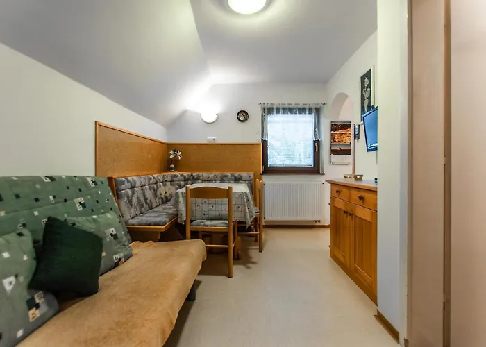 ゲストハウス Ticar